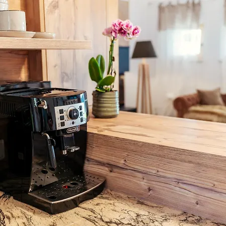 Almchalet Smaragd Chalé *